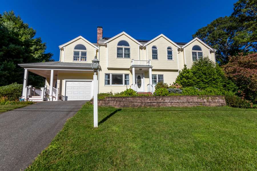 52 Lovell's Road, Cotuit, MA 02635