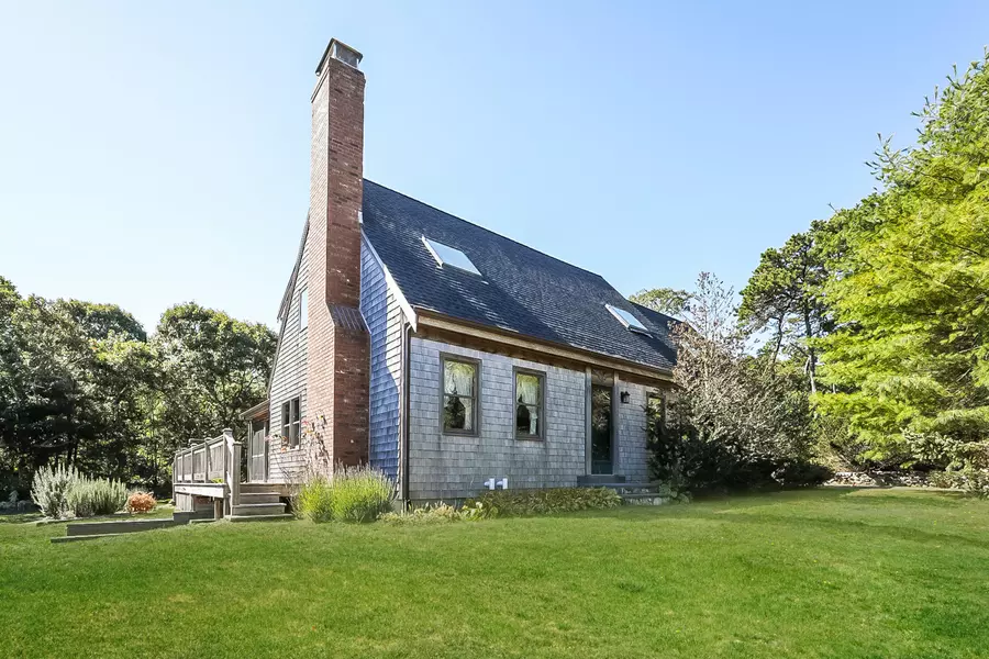 60 Log Cabin Road, Eastham, MA 02642