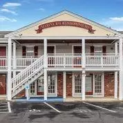West Dennis, MA 02670,141 Main Street #1