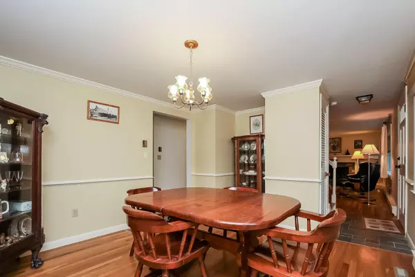 South Chatham, MA 02659,40 Mayflower Drive