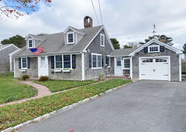 West Dennis, MA 02670,38 Sea Gull Lane