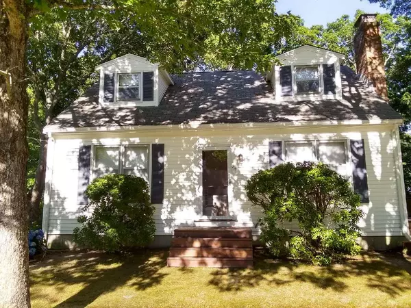 24 Bee Lane, Centerville, MA 02632