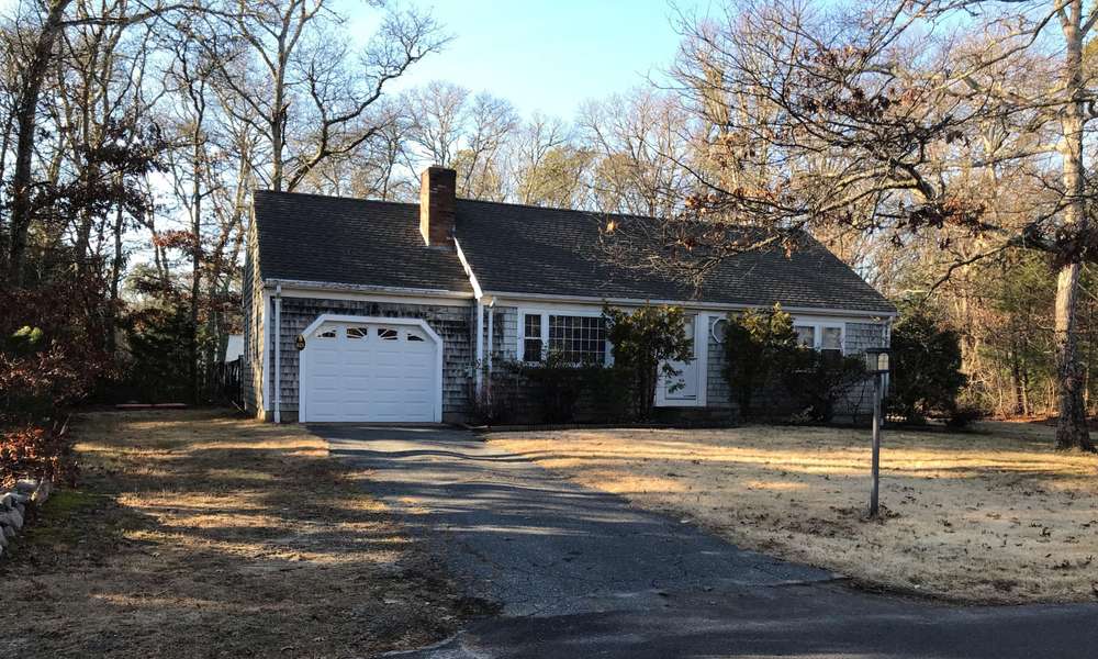 621 Mariner Circle, Cotuit, MA 02635