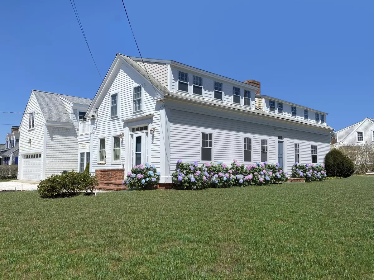 Chatham, MA 02633,150 Barcliff Avenue