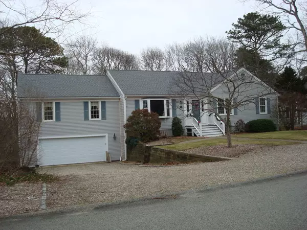 60 SpyGlass Hill Road, Barnstable, MA 02630