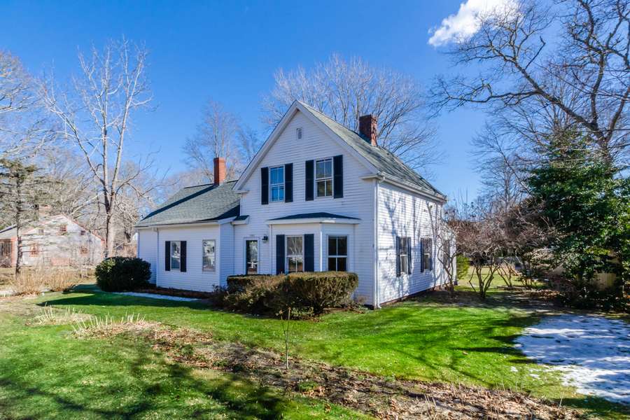 1160 Main Street, Cotuit, MA 02635