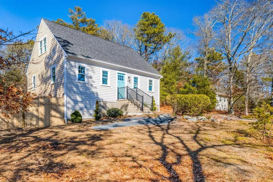 94 Barlows Landing Road, Pocasset, MA 02559