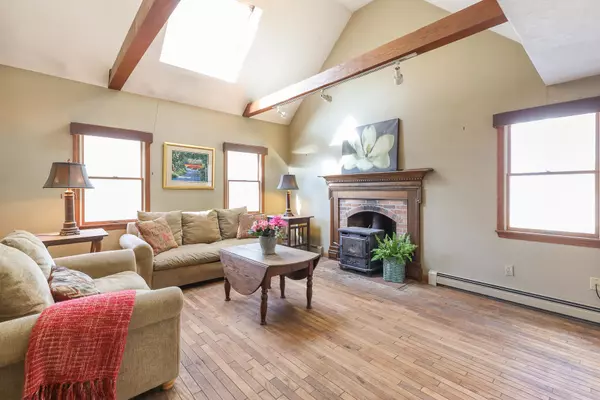 Forestdale, MA 02644,2 Sharon Lane