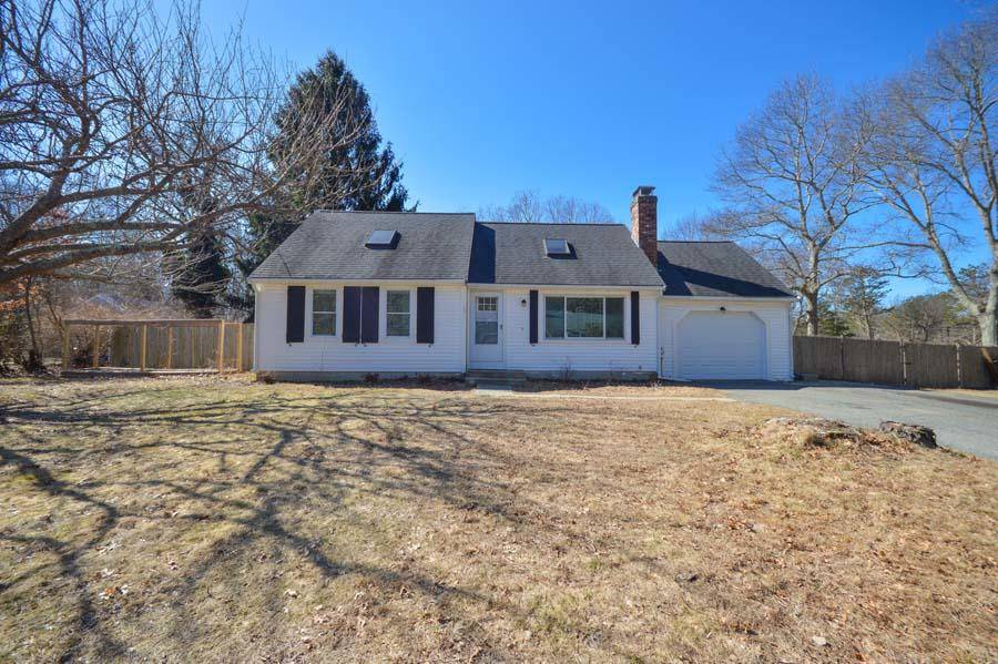 37 Bramble Bush Drive, Forestdale, MA 02644