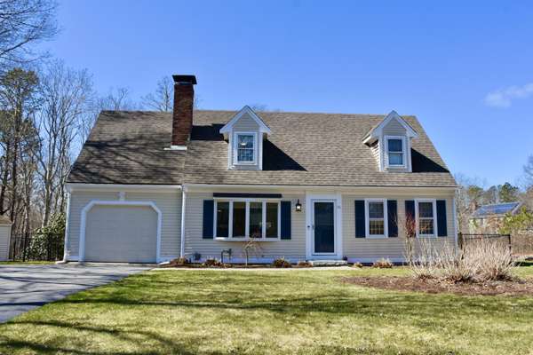 Forestdale, MA 02644,31 Grand Oak Road