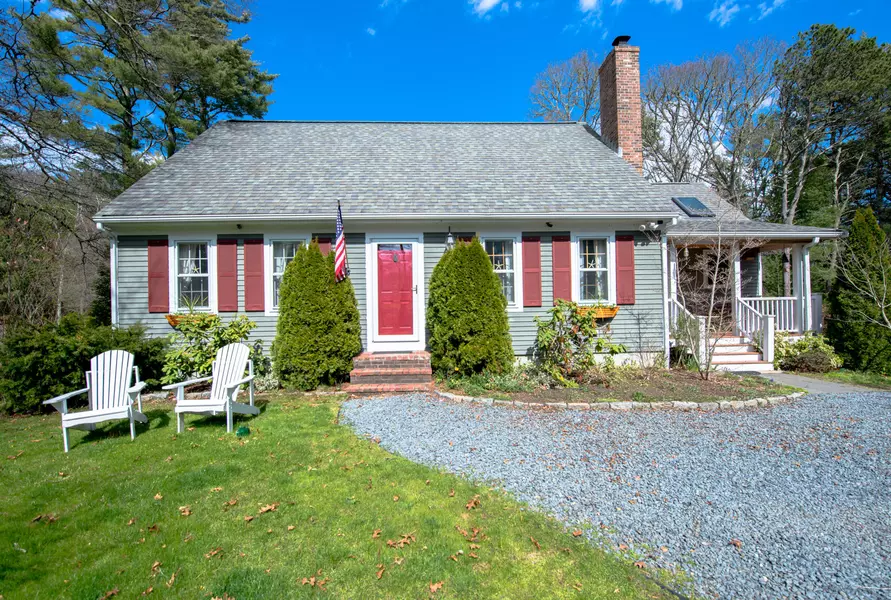 787 County Road, Pocasset, MA 02559