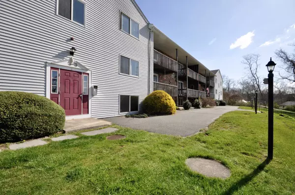 Sagamore Beach, MA 02562,25 Canal Street #A2