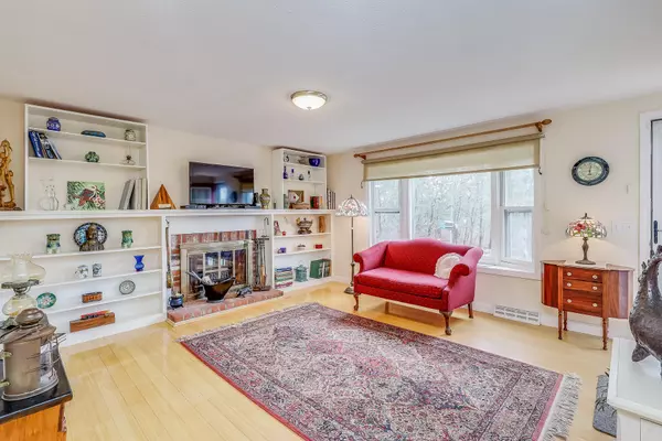 South Chatham, MA 02659,152 Stage Coach Drive