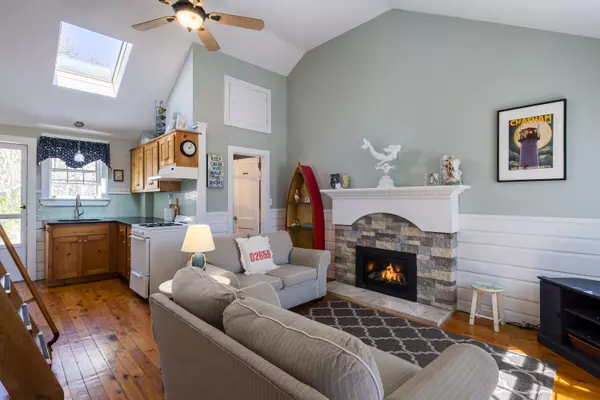 39 Aunt Deborahs Lane, South Chatham, MA 02659