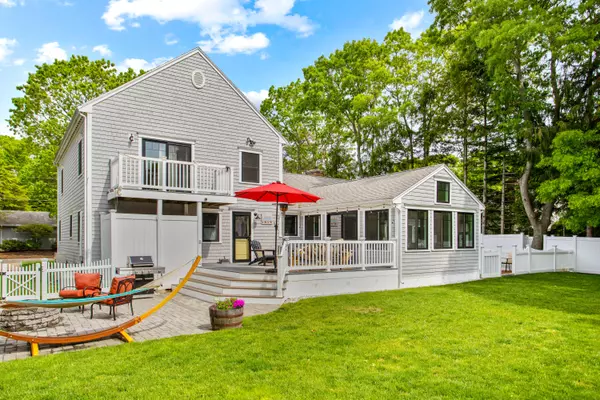 54 ANGUS Way, Centerville, MA 02632