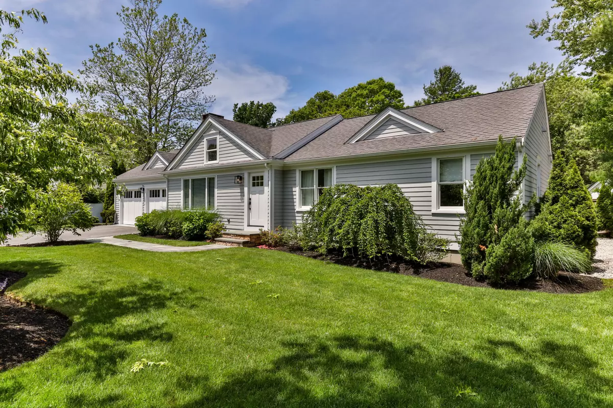 Centerville, MA 02632,48 Warwick Way