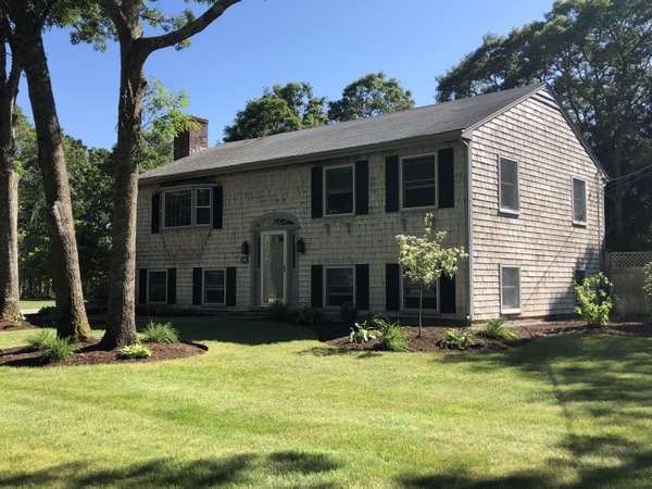 Cotuit, MA 02635,69 Geraldine Road