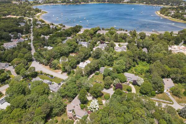 94 Middle Road, North Chatham, MA 02650