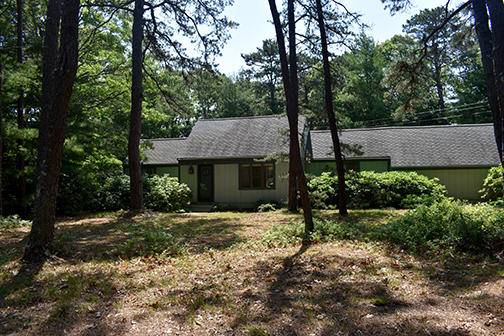 Cotuit, MA 02635,71 Clamshell Cove Road