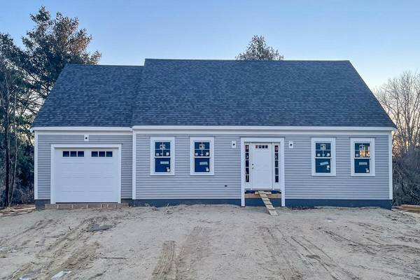 East Sandwich, MA 02537,51 Kiahs Way