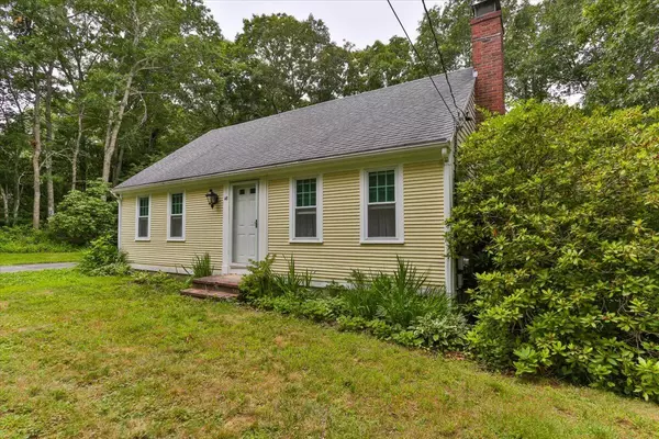 East Sandwich, MA 02537,48 Gully Lane