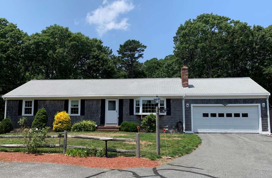 8 Landing Lane, East Dennis, MA 02641