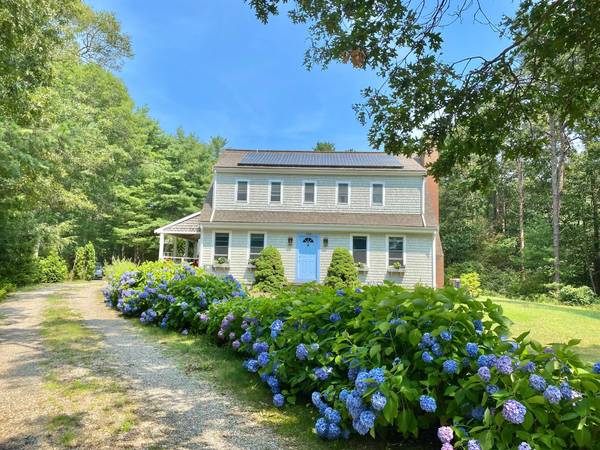 Cotuit, MA 02635,190 Little River Road