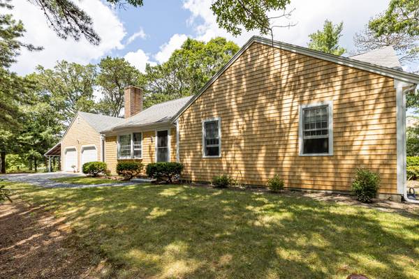 170 Thankful Lane, Cotuit, MA 02635