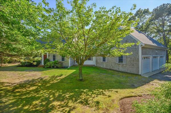 East Dennis, MA 02641,36 Strawberry Lane