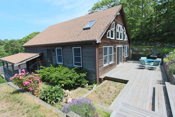 Truro, MA 02666,7 Glacier Drive