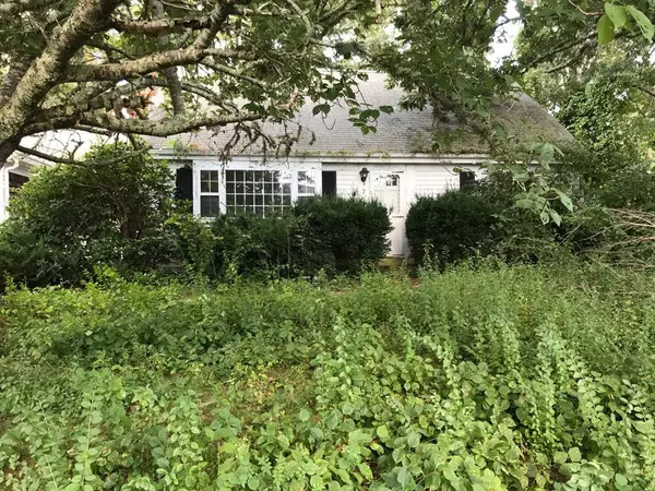 7 Saturn Lane, South Yarmouth, MA 02664