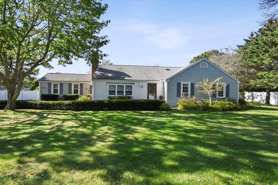 5 Wellfield Road, Forestdale, MA 02644