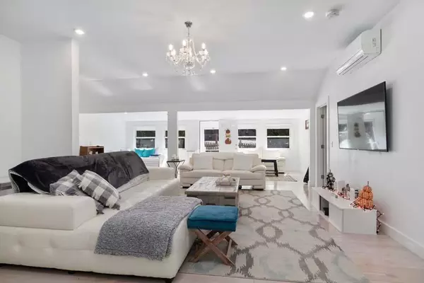 Orleans, MA 02653,8 Chase Lane