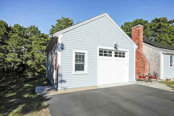 Eastham, MA 02642,60 East Street