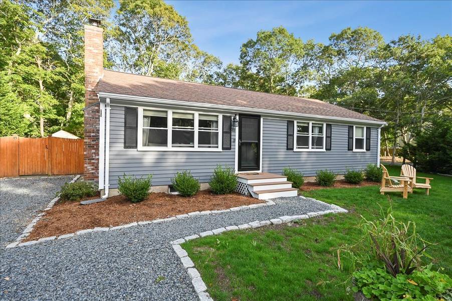 48 Kennedy Circle, Hyannis Port, MA 02601