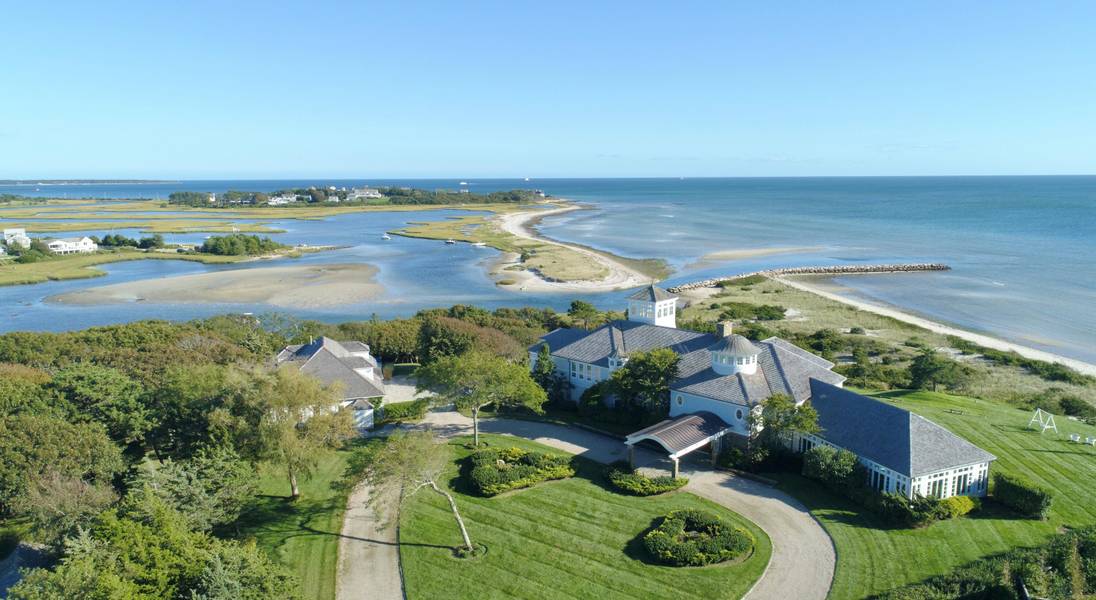 251 Green Dunes Drive, West Hyannisport, MA 02672