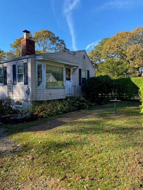 Cotuit, MA 02635,41 Shell Lane