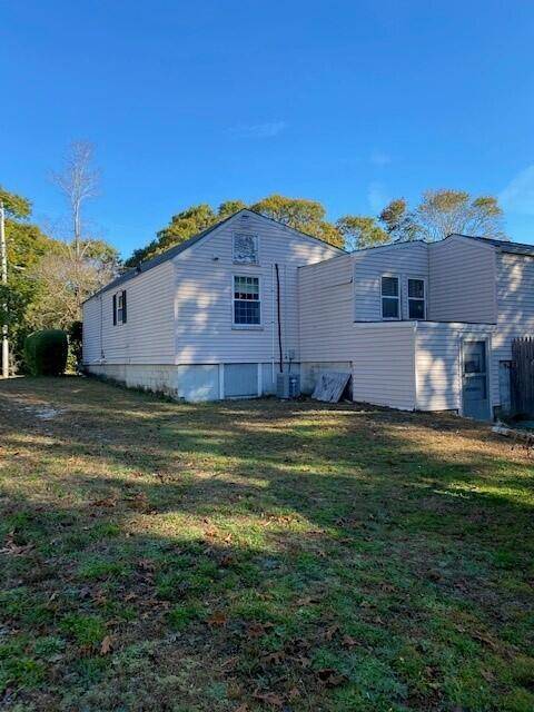 Cotuit, MA 02635,41 Shell Lane