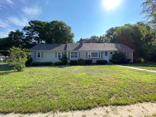 2 Cottonwood Street, Yarmouth Port, MA 02675