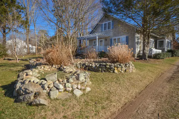 Sagamore Beach, MA 02562,156 Old Plymouth Road