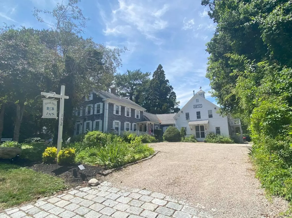 Dennis, MA 02638,152 Whig Street