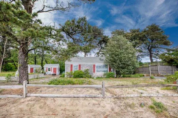 Eastham, MA 02642,280 Great Pond Road