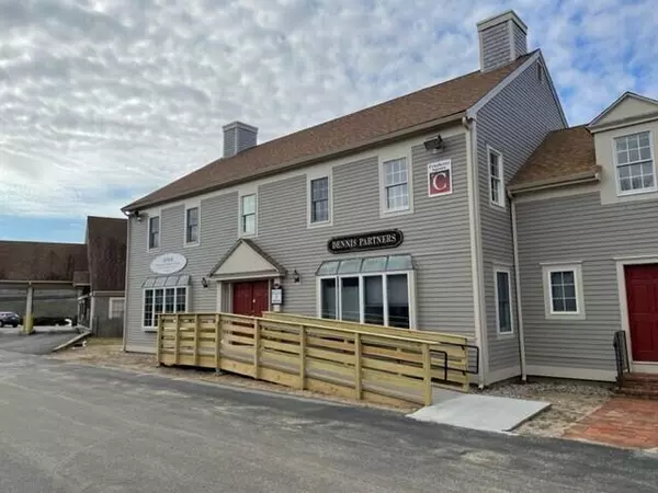 South Dennis, MA 02660,434 Route 134 #C4