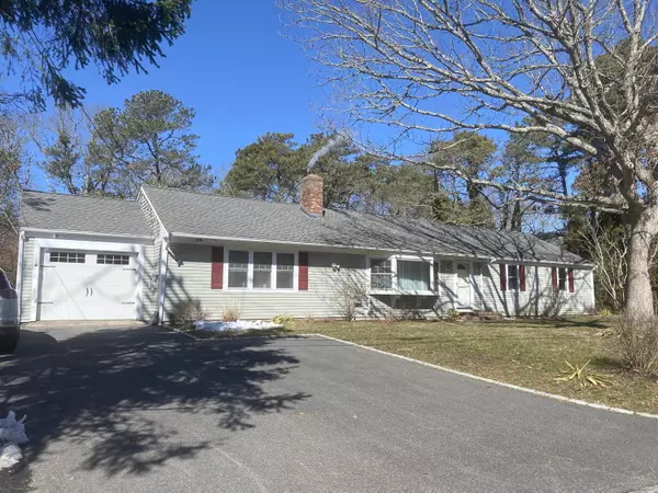 421 Buckskin Path, Centerville, MA 02632