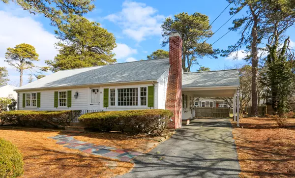66 Teal Circle, West Dennis, MA 02670