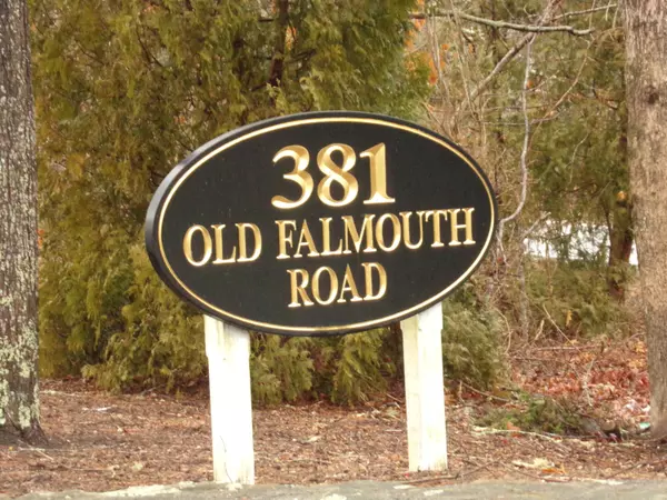 Barnstable, MA 02630,381 old Falmouth Road #40