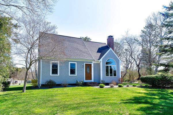 18 Windsor Road, Sandwich, MA 02563