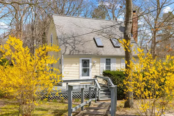 292 Megan Road, Hyannis, MA 02601