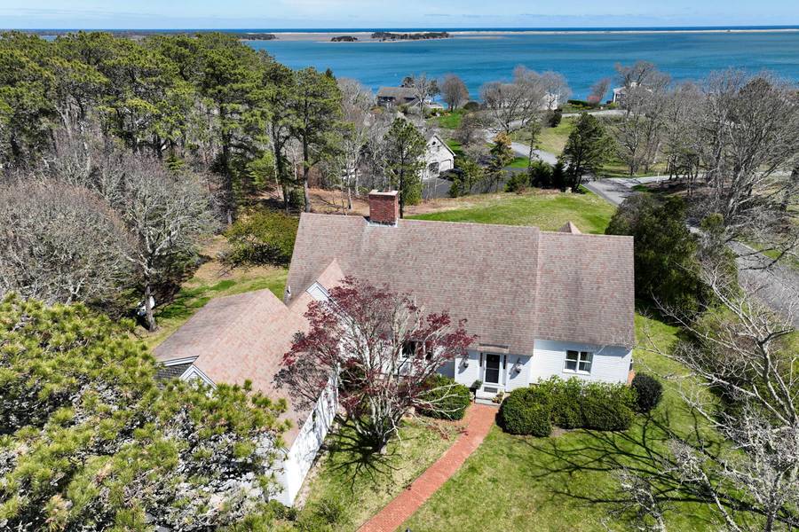 2 Little Bay Road, Orleans, MA 02653