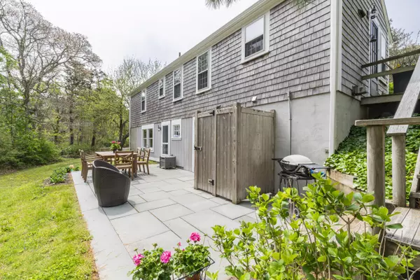 North Chatham, MA 02650,34 Meadow Brook Road